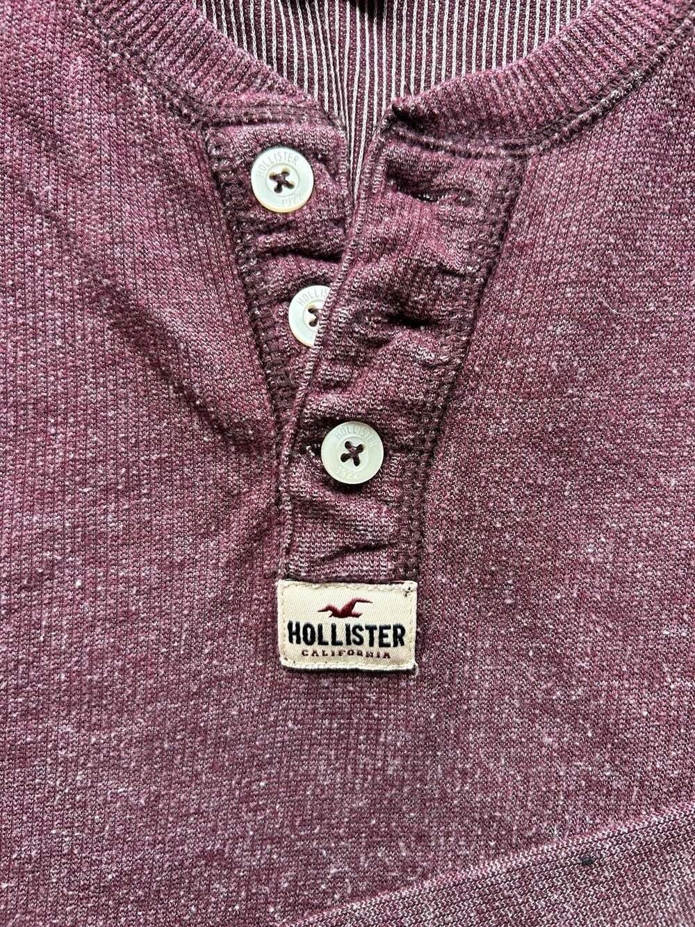 Hollister Henley Size Small Maroon Thermal Long Sleeve Shirt